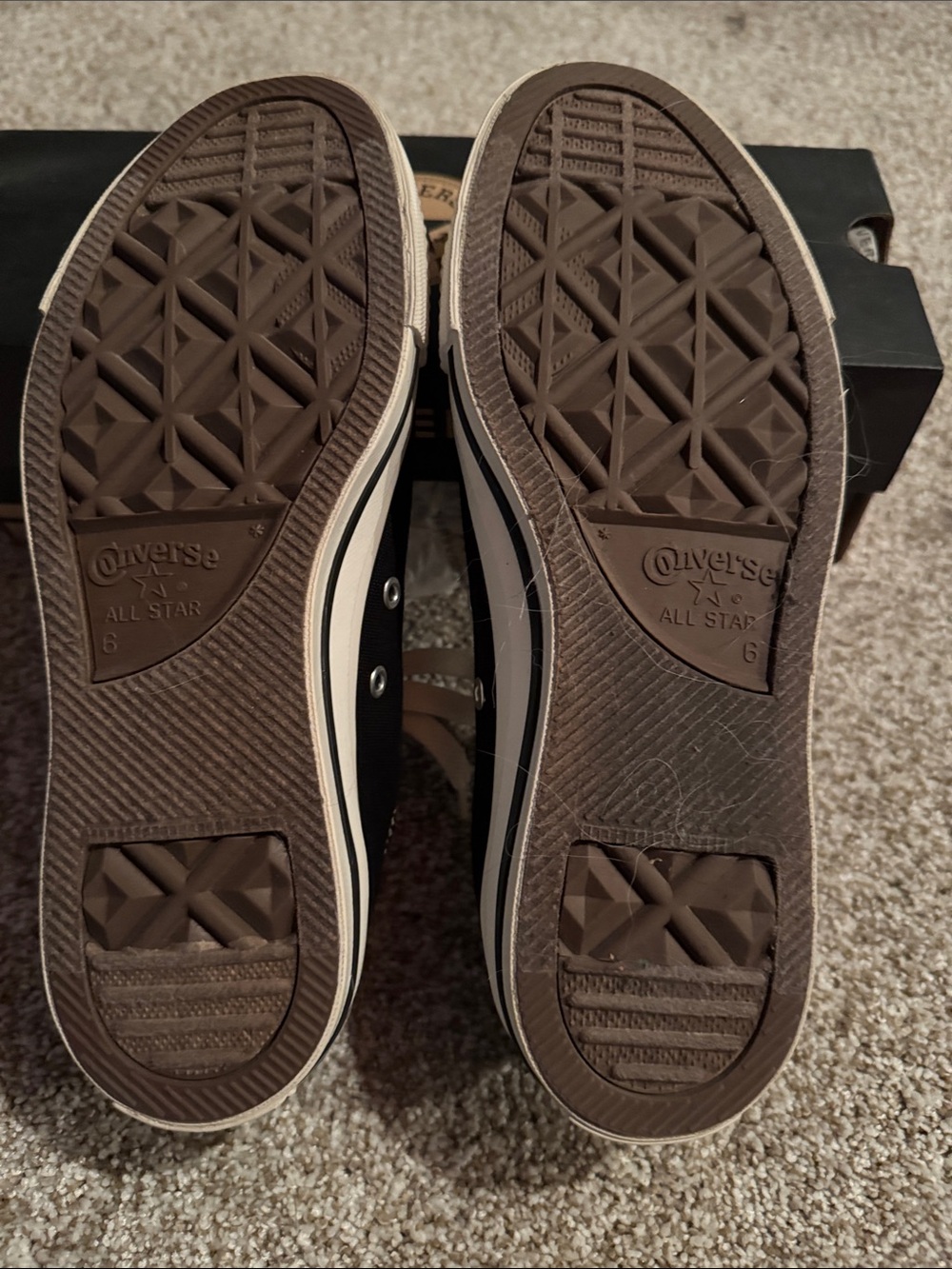Converse Black and White Low Top Sneakers - Picture 2 of 6